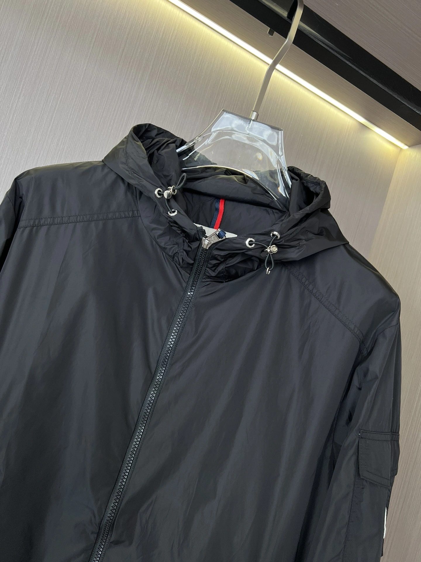 wg.luxury- 7o9385r etiache item:D-F453H3141